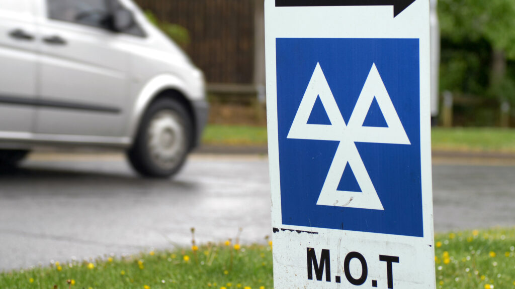 MOT Centre in Kirkcaldy